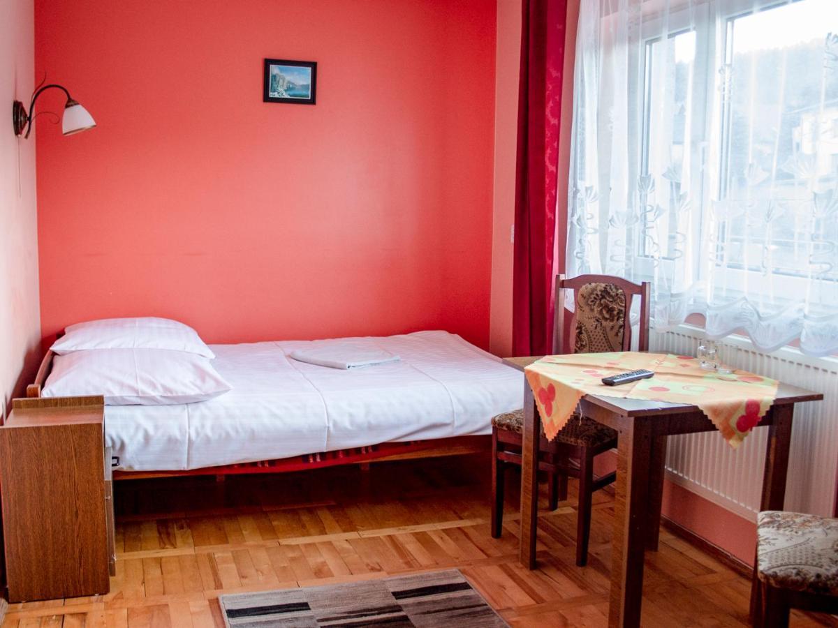 Zajazd Zacisze Rymanów-Zdrój Kültér fotó